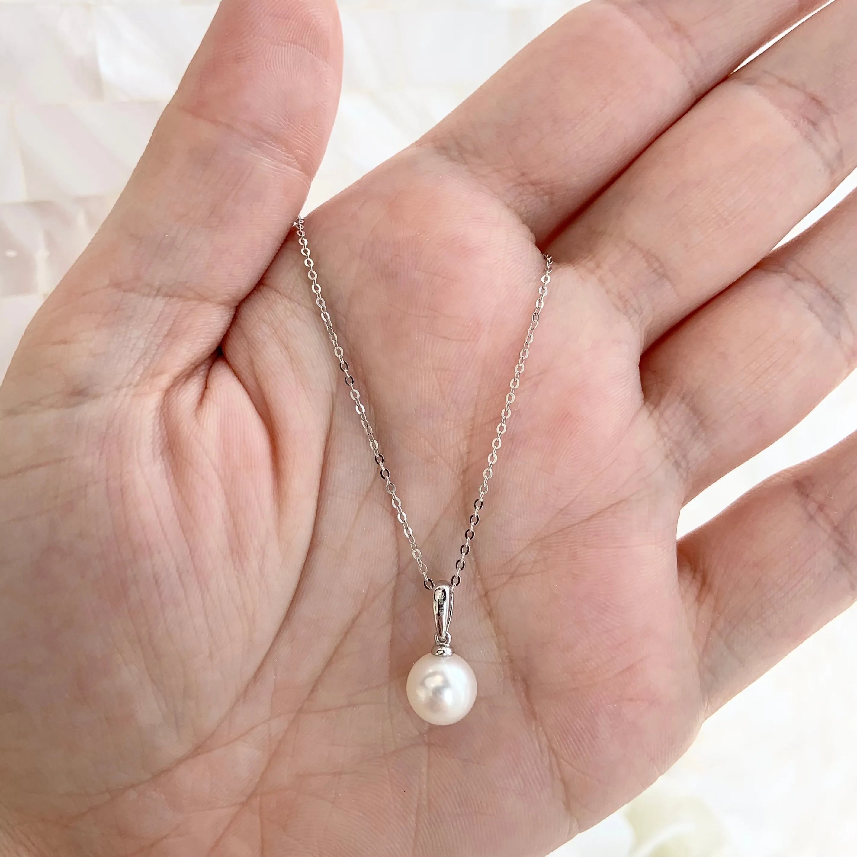 10k Gold Freshwater Pearl Necklace