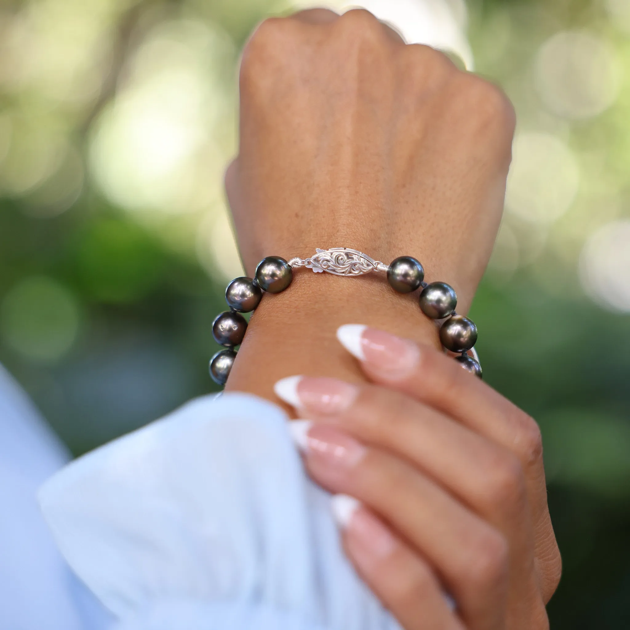 8" Tahitian Black Pearl Bracelet in White Gold - 9-10mm