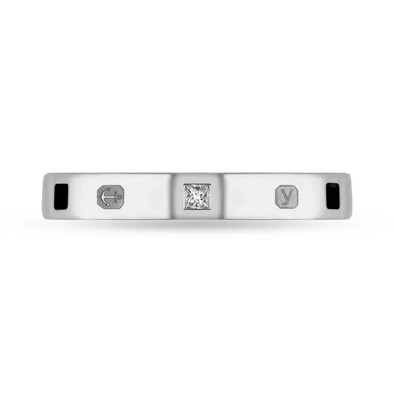 9ct White Gold 0.05ct Diamond Whitby Jet King's Coronation Hallmark Princess Cut 3mm Ring D