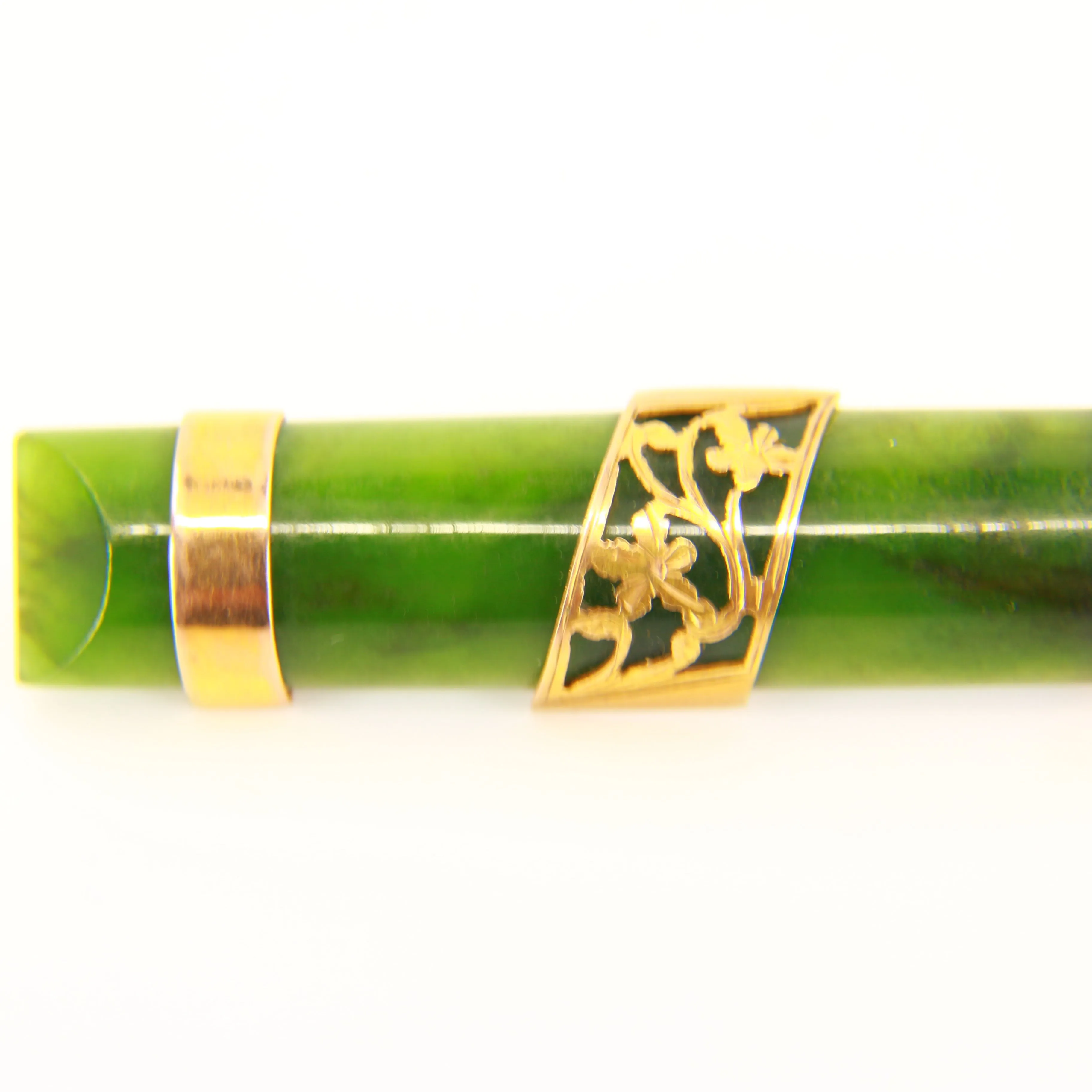 Antique 9ct Flower New Zealand Nephrite Jade Bar Brooch 9 Carat Gold Mounted