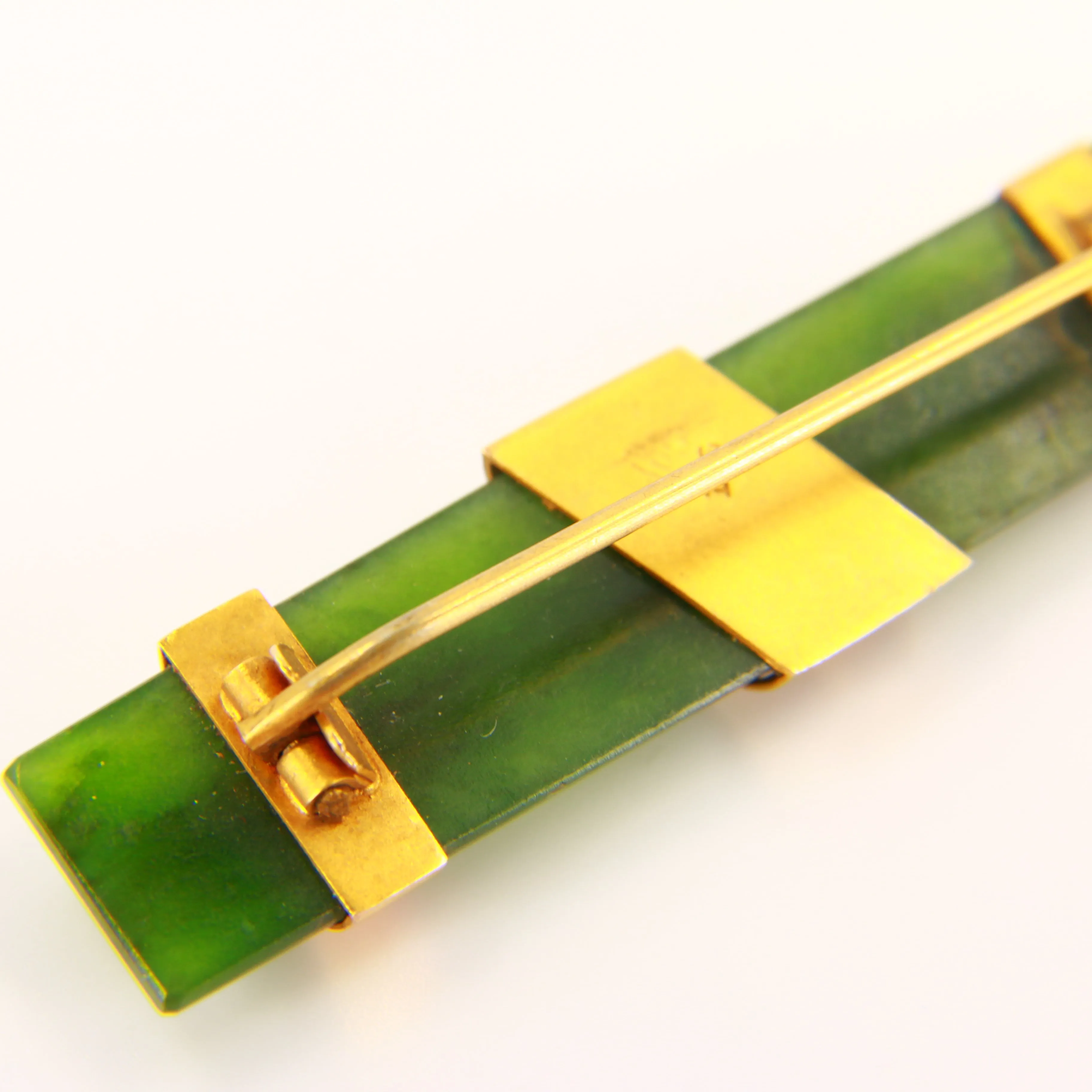 Antique 9ct Flower New Zealand Nephrite Jade Bar Brooch 9 Carat Gold Mounted