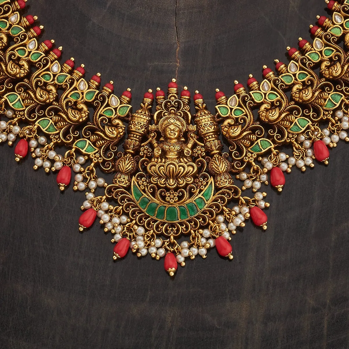 Antique Necklace 182537