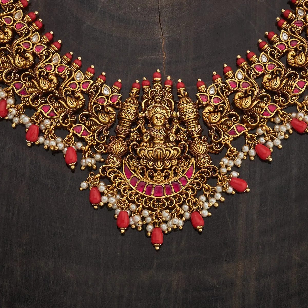 Antique Necklace 182537