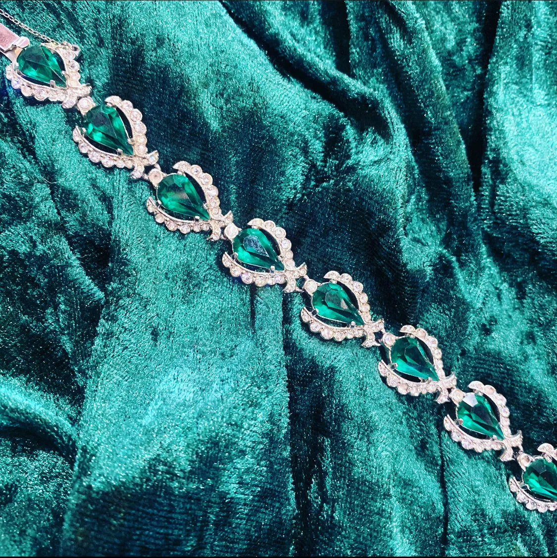 Attwood & Sawyer Vintage emerald green bracelet
