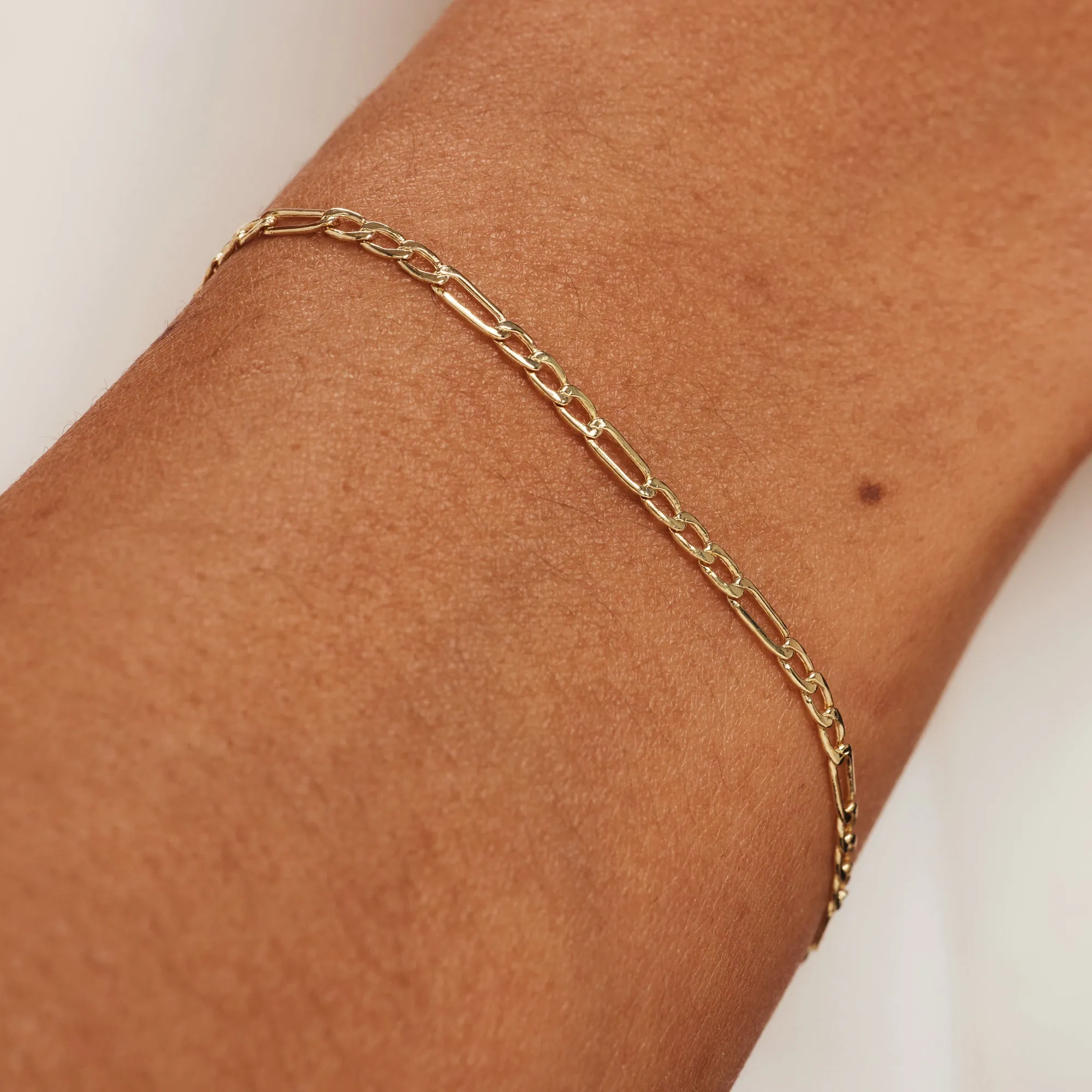 Cadeau d'Isabel 14 karat gold necklace and bracelet gift set