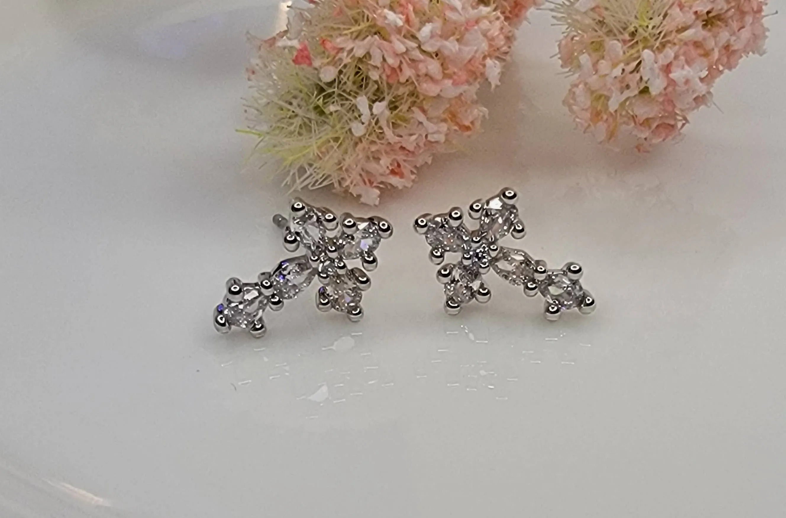 CROSS POST EARRINGS Silver