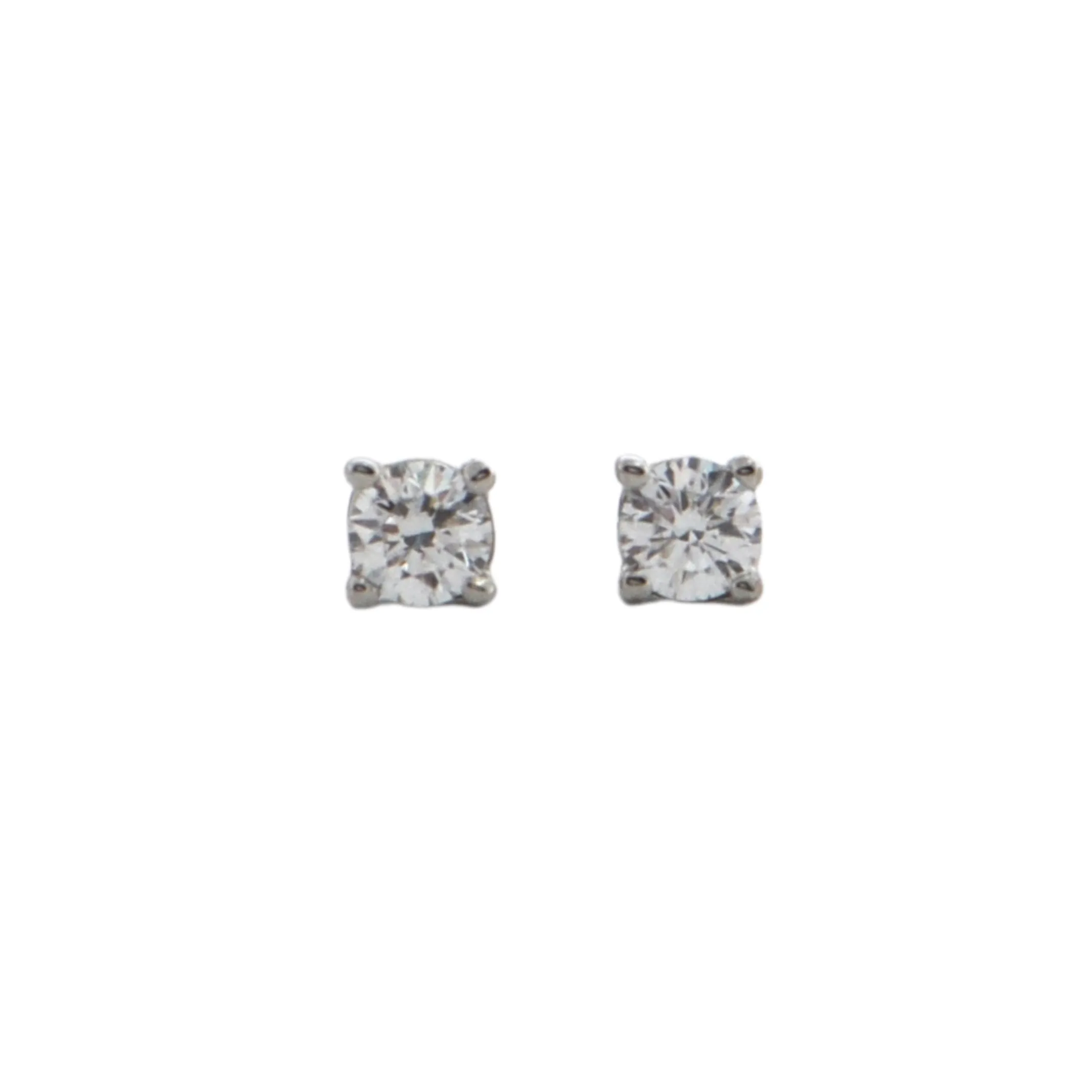 Daisy Exclusive 0.18CT Diamond 18K Gold Stud Earrings