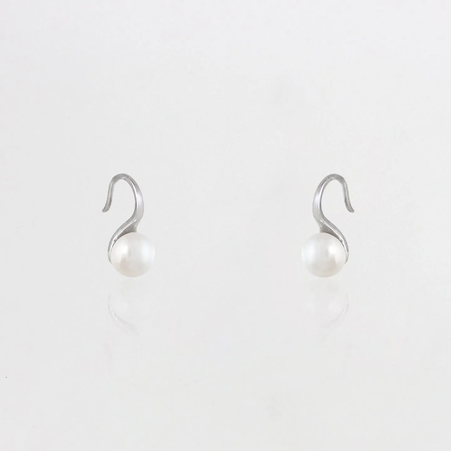 Dazzling Pearl Set with Link Chain