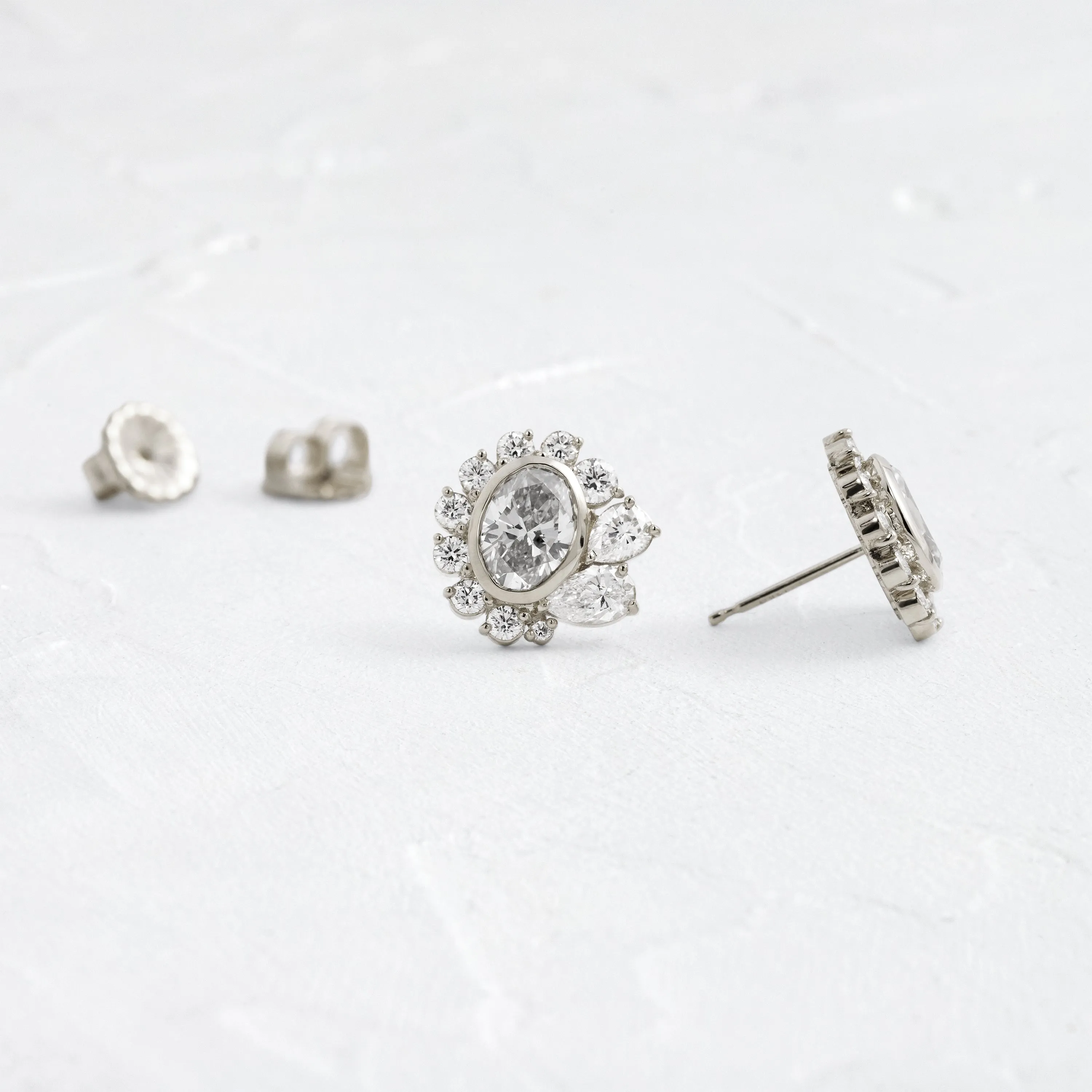 Embroidery Bezel Studs, Oval Cut
