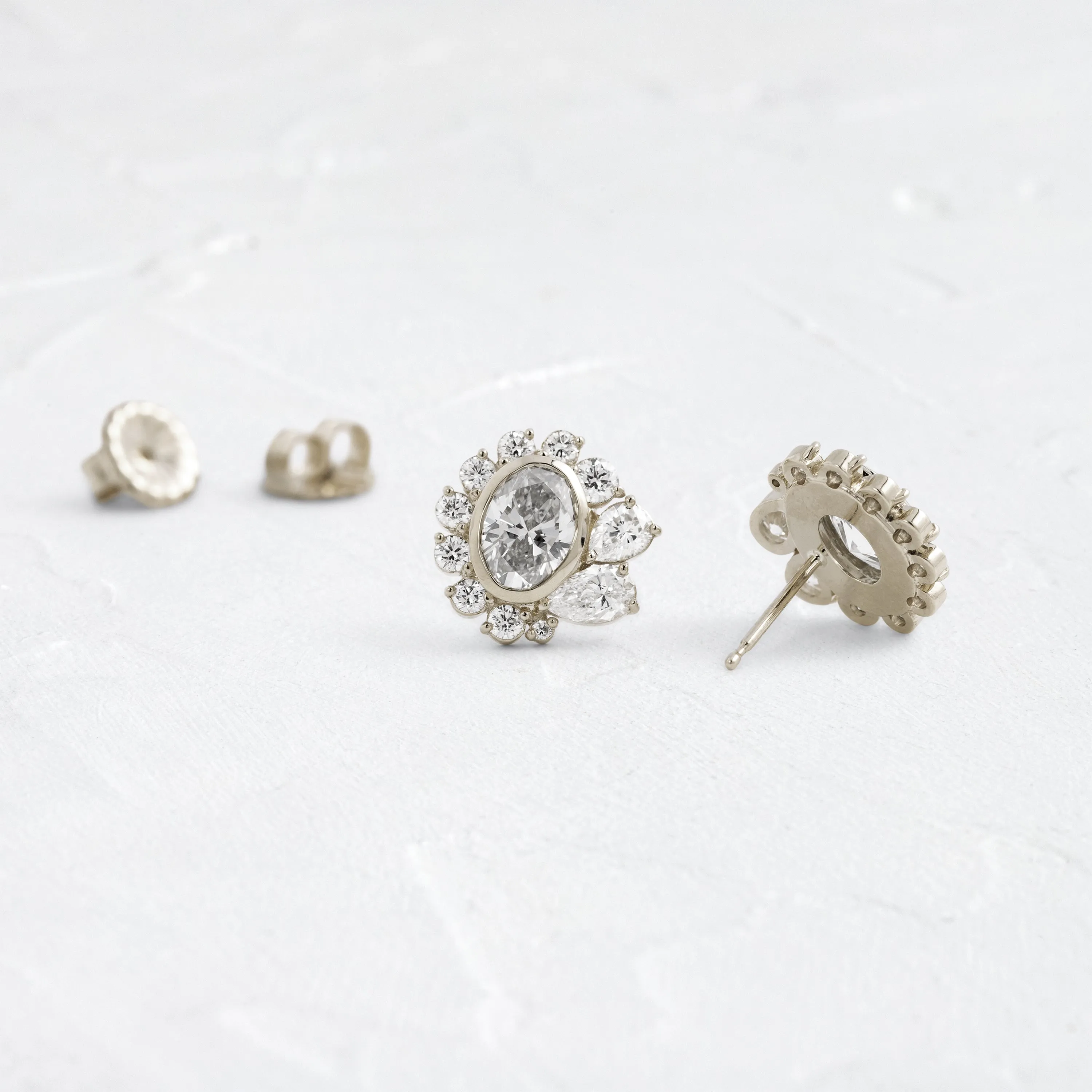 Embroidery Bezel Studs, Oval Cut