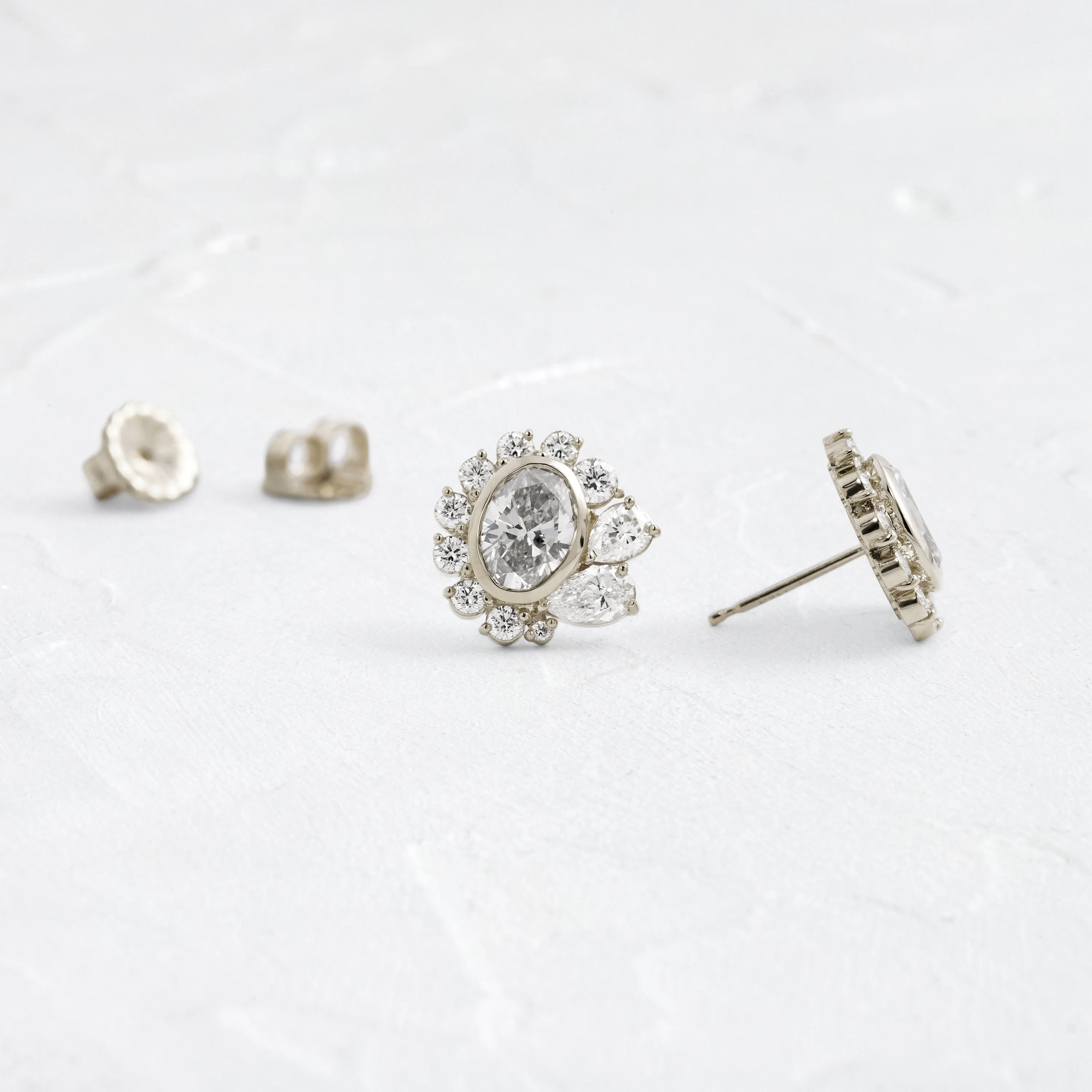Embroidery Bezel Studs, Oval Cut