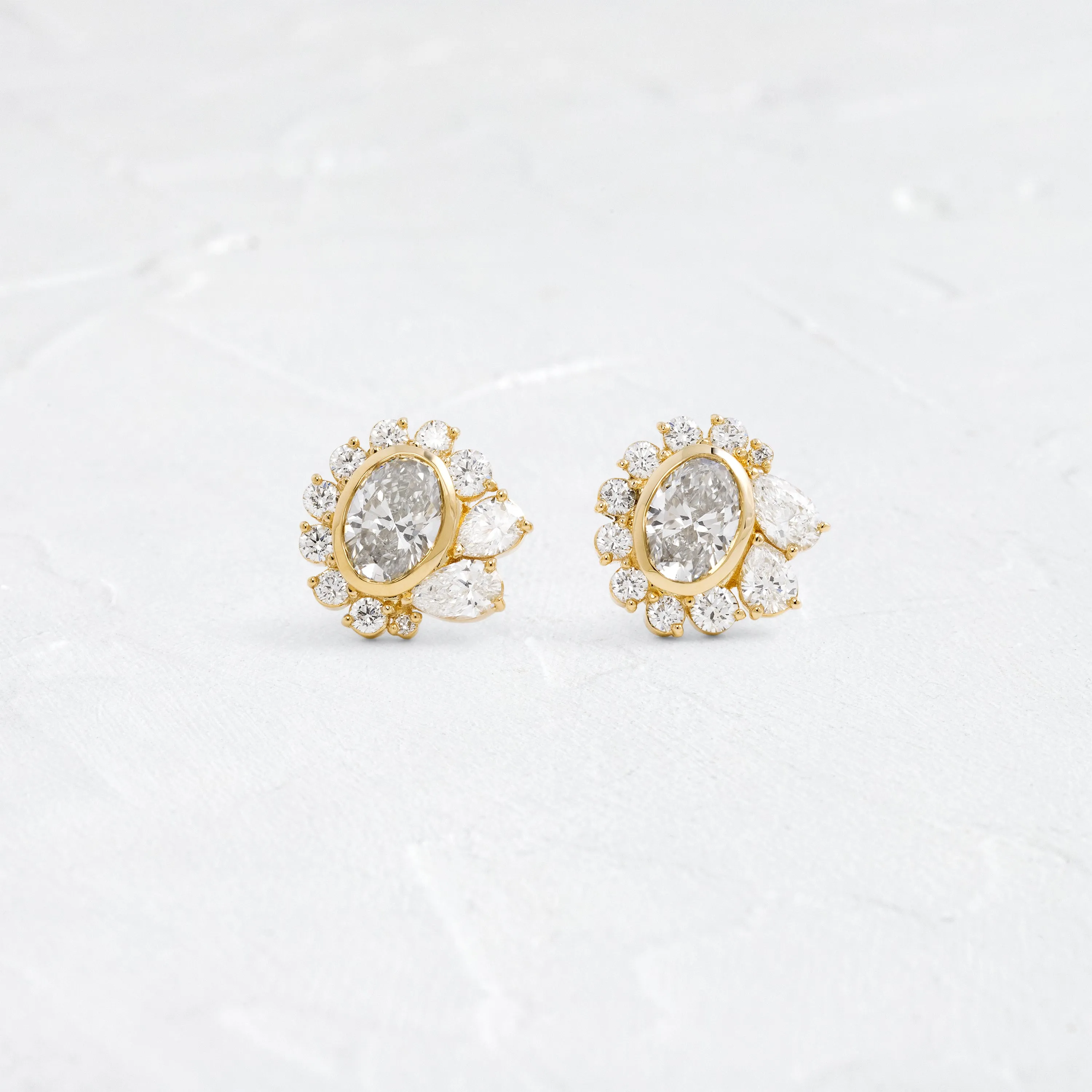 Embroidery Bezel Studs, Oval Cut