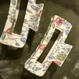 Floral Printed Rectangle Hair Claw Clip