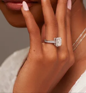 Florence Moissanite Engagement Ring in 18K Gold
