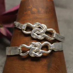 Friendship Knot 5mm Latching Bracelet