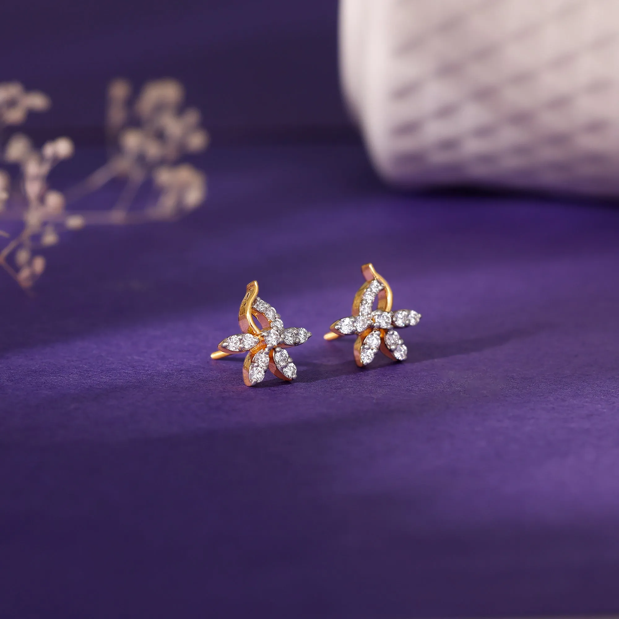 Gold Elegant Flora Diamond Earrings