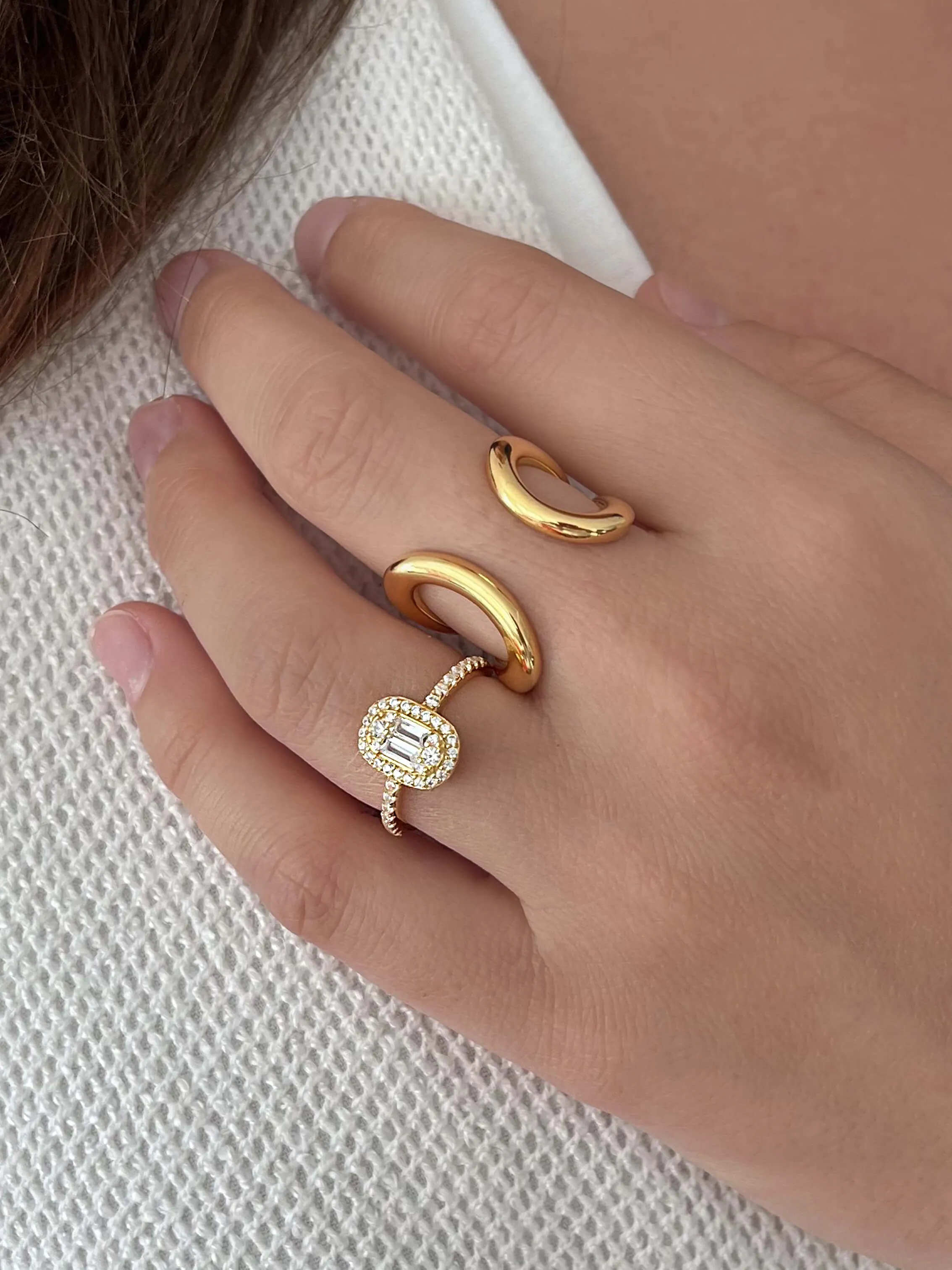 Gold ring 18k yellow gold