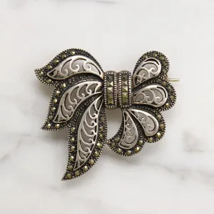 Jaunty 1980s Sterling & Marcasite Bow Brooch