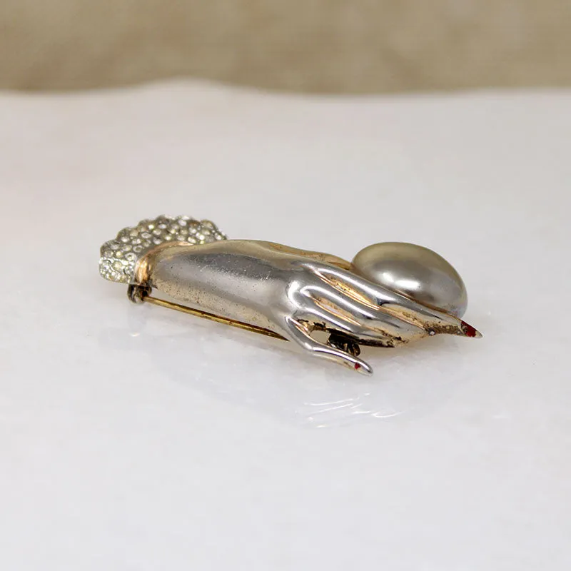 Lady's Hand Sterling Silver Brooch from Marslieu