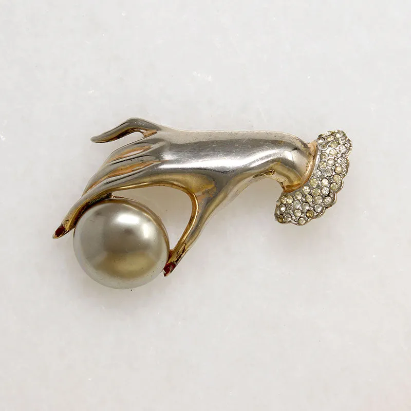Lady's Hand Sterling Silver Brooch from Marslieu