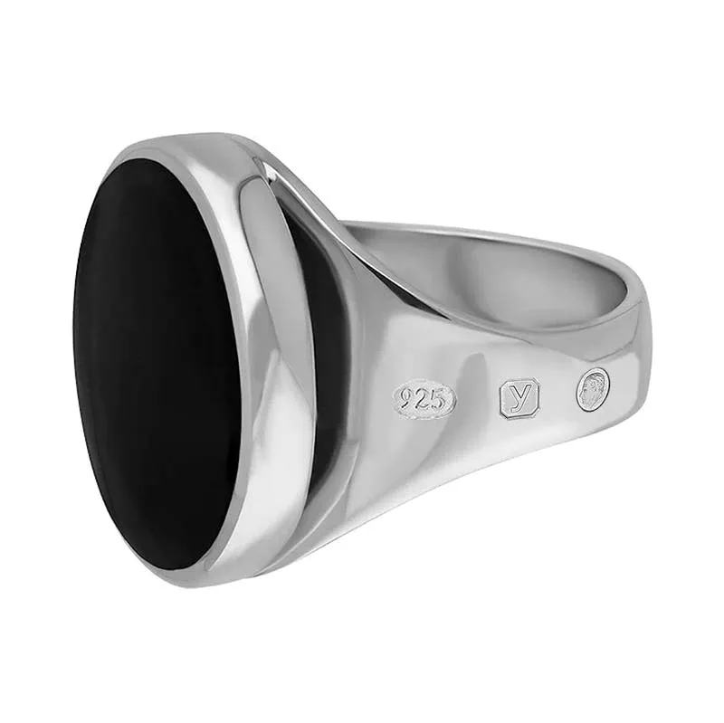 Sterling Silver Whitby Jet King's Coronation Hallmark Small Round Ring D
