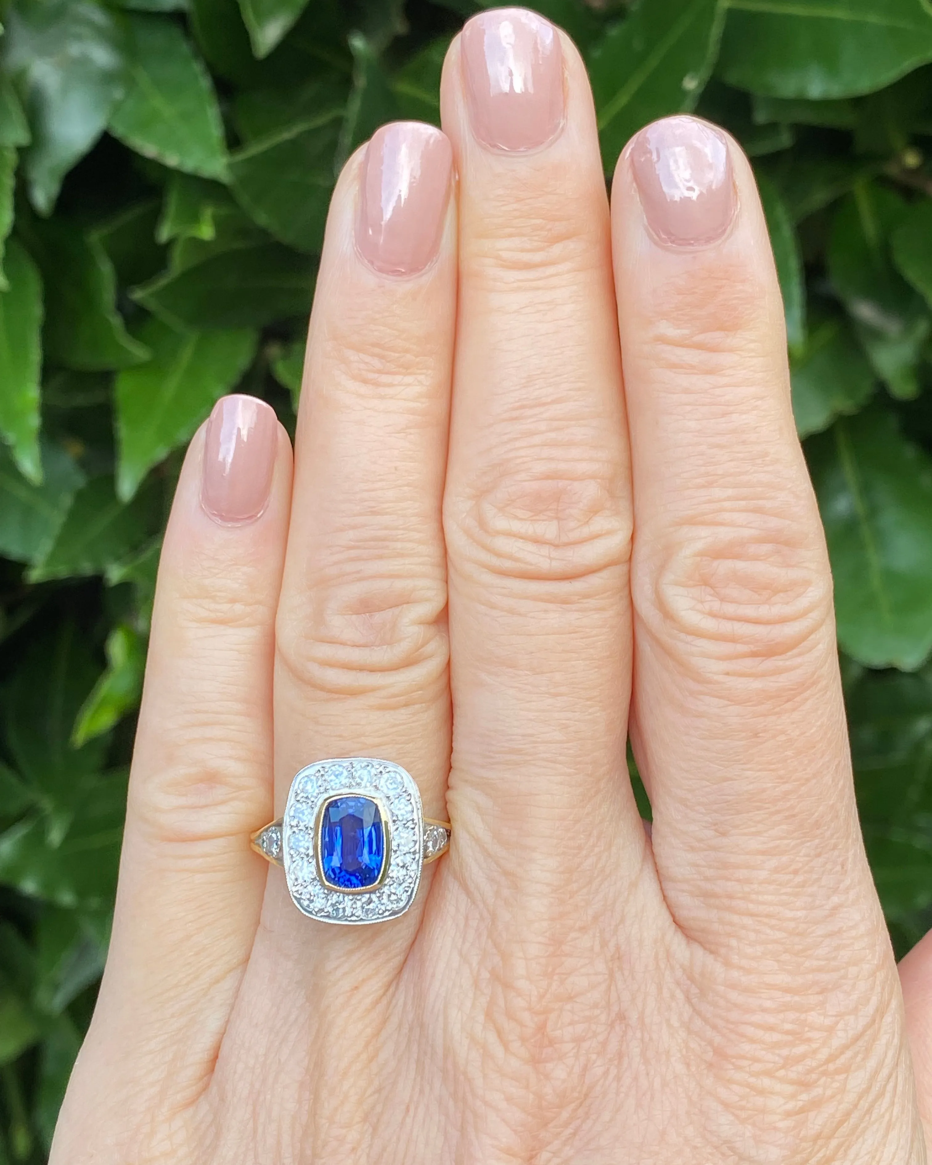Victorian Sapphire and Diamond Cluster Ring 18ct Yellow Gold 0.80ct   1.60ct