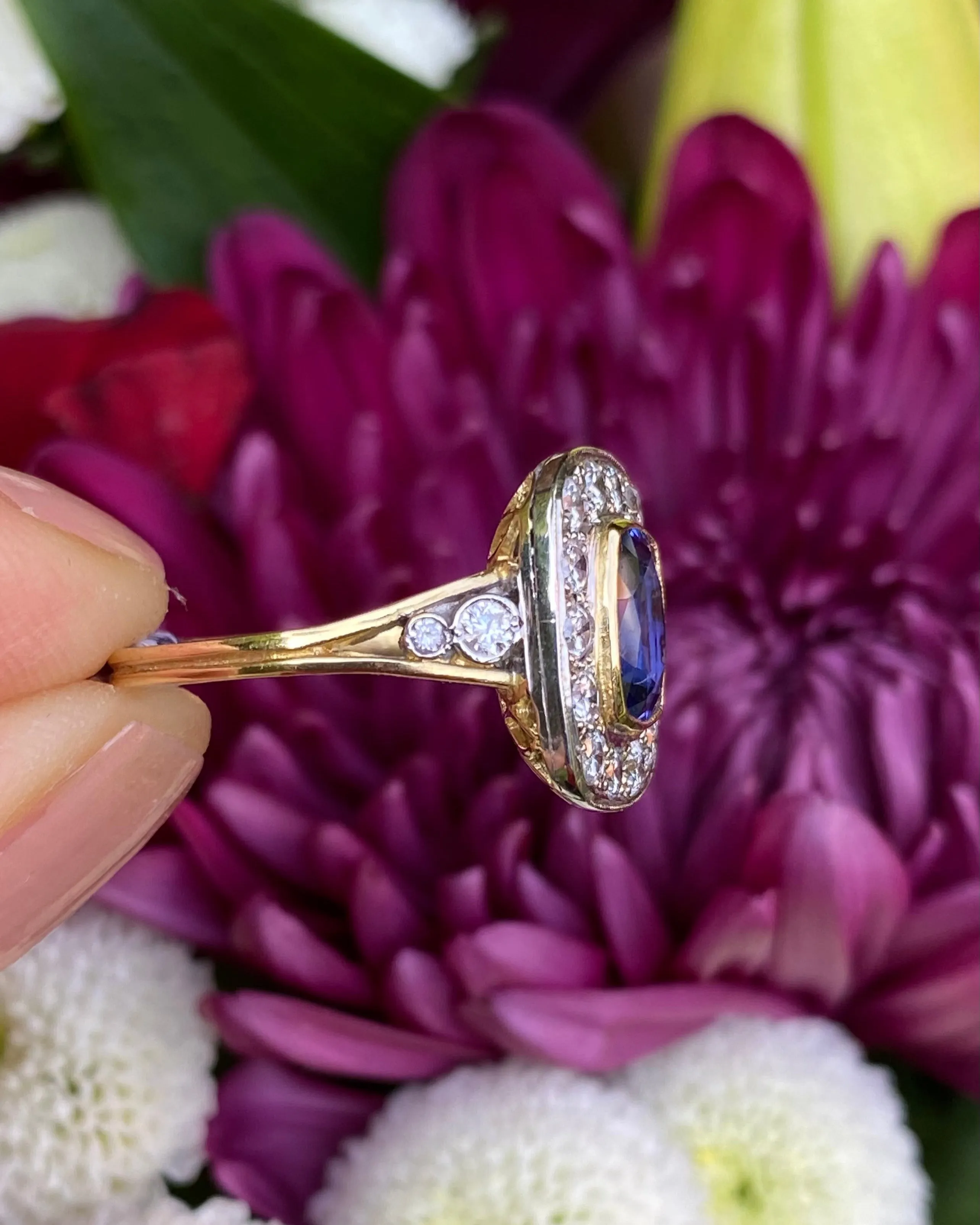 Victorian Sapphire and Diamond Cluster Ring 18ct Yellow Gold 0.80ct   1.60ct