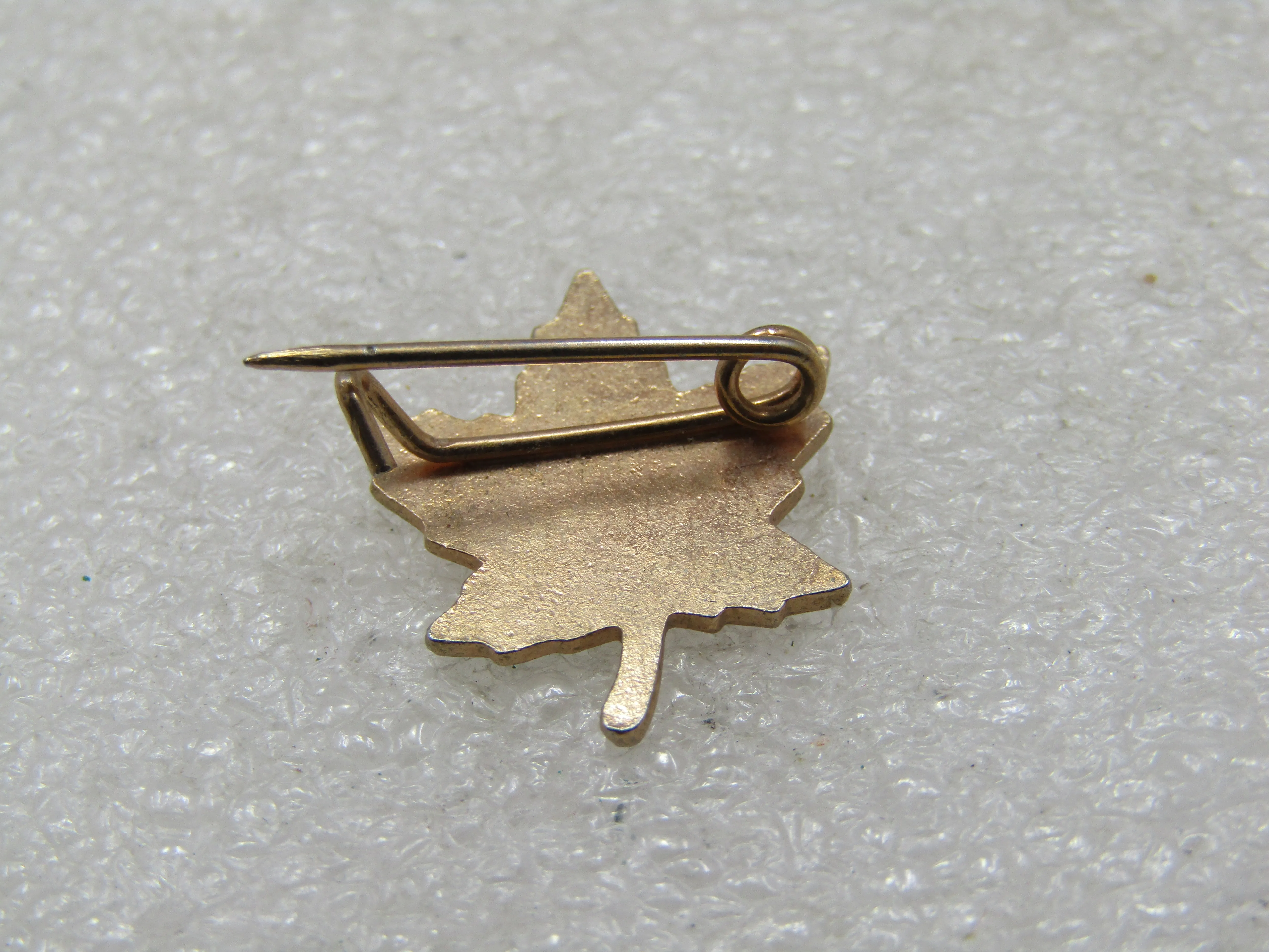Vintage Enameled Canada Maple Leaf Brooch, Souvenier