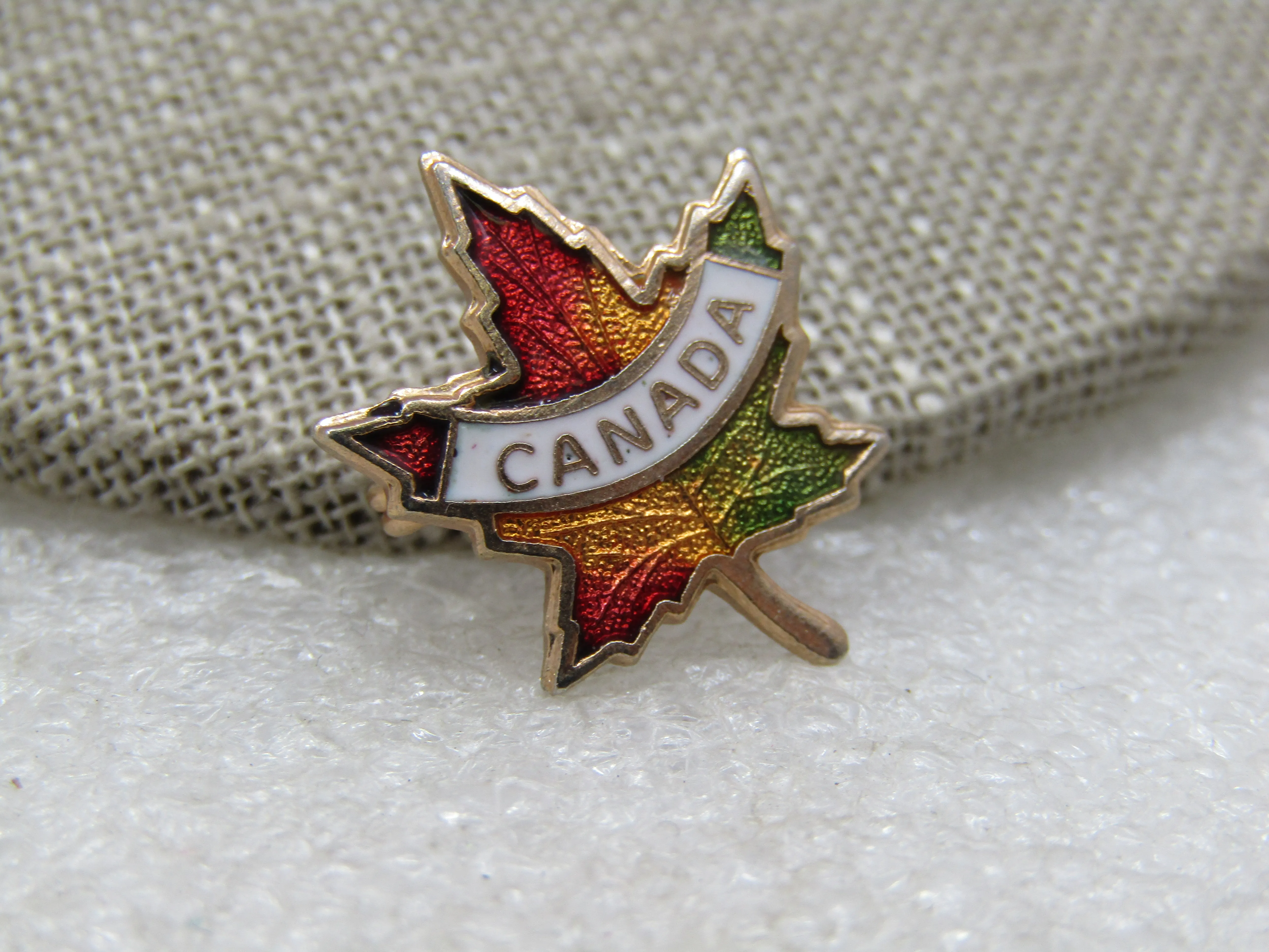 Vintage Enameled Canada Maple Leaf Brooch, Souvenier