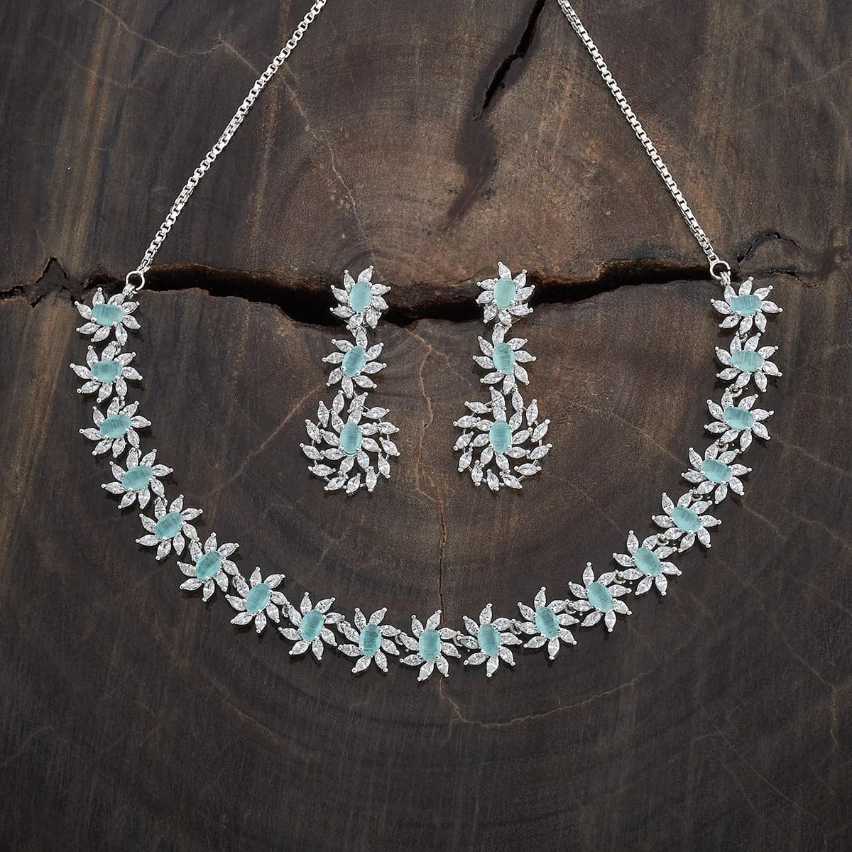 Zircon Necklace 181021